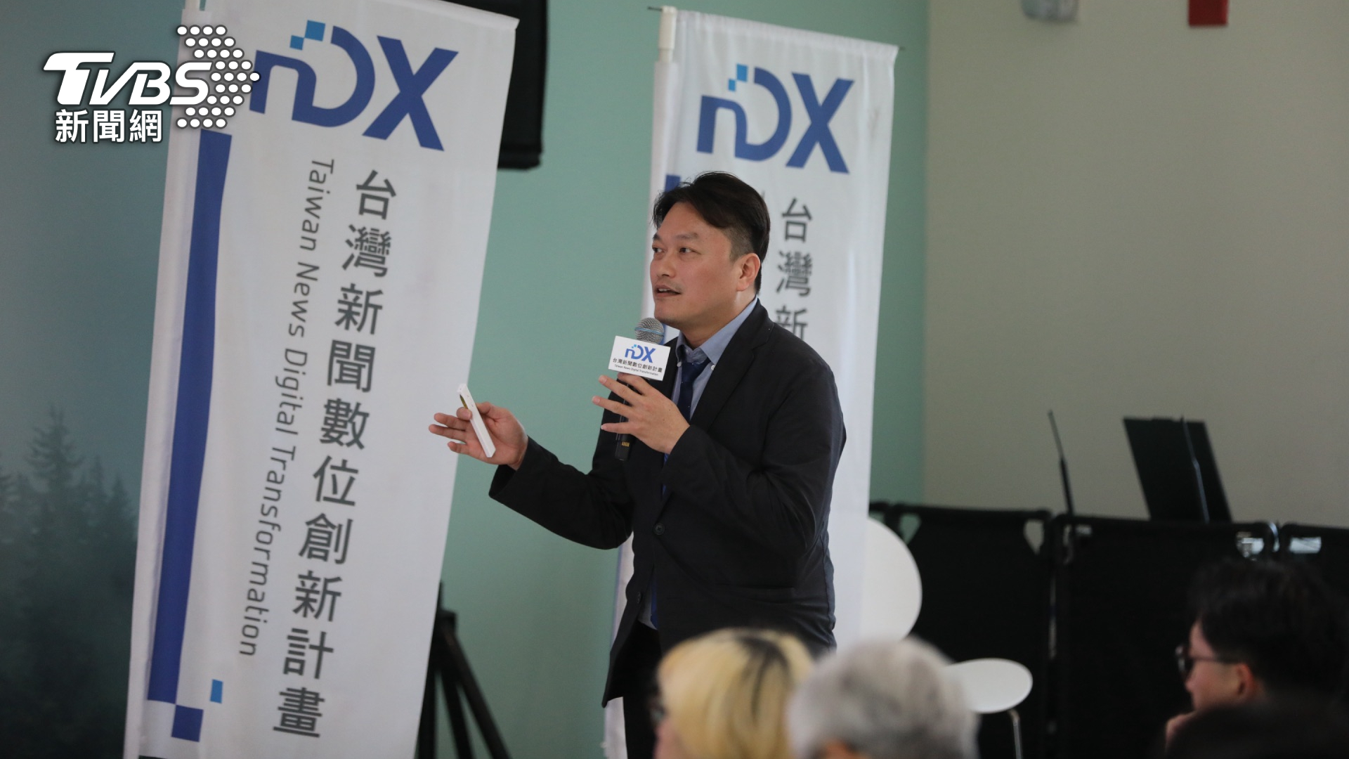 TVBS網路新聞中心總編輯 楊致中以AI導入新聞現場案例分享 (圖_DTA) TVBS網路新聞中心總編輯 楊致中以AI導入新聞現場案例分享 (圖_DTA)