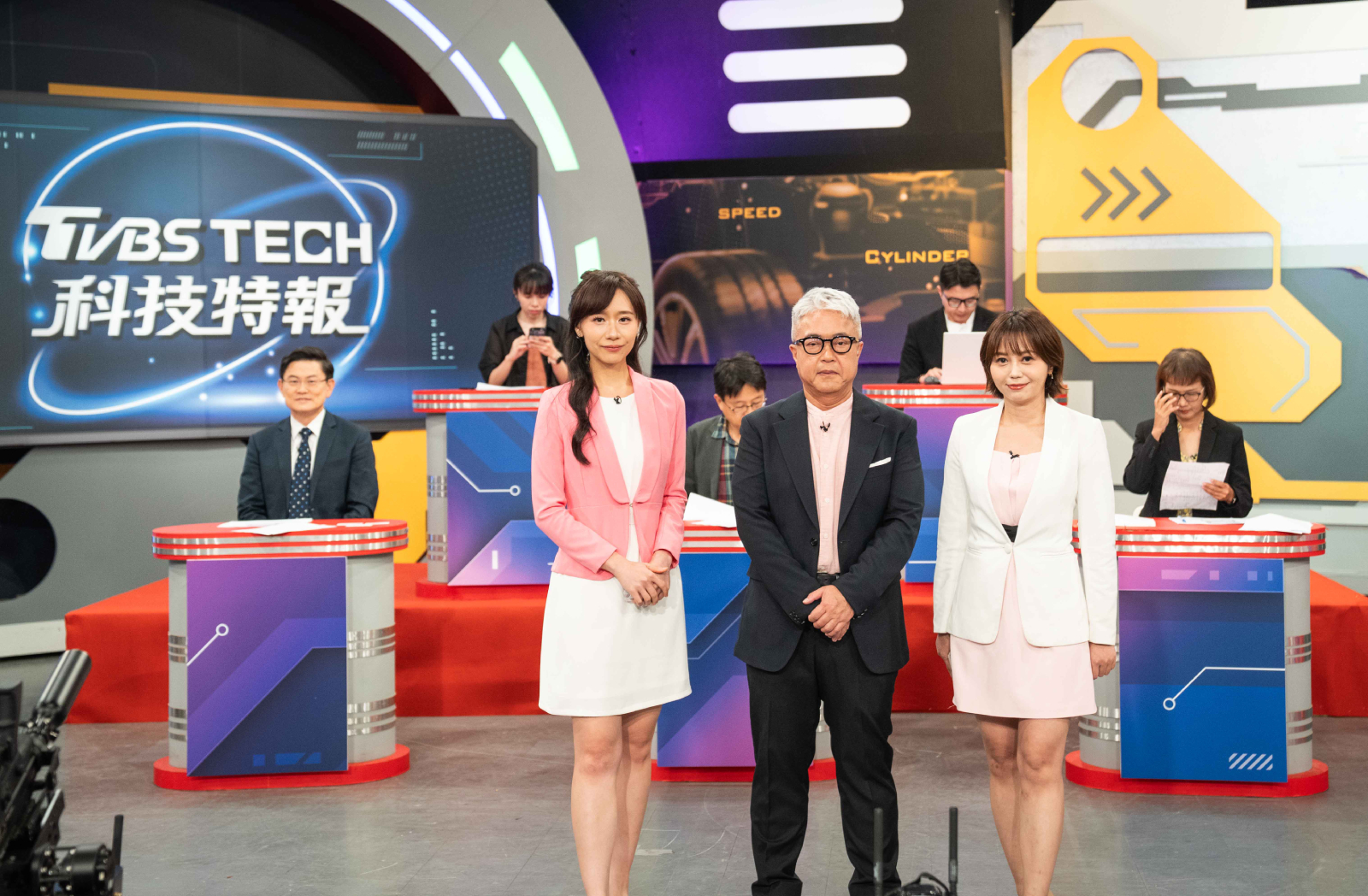 物理AI爆發!《TVBS TECH科技特報》多款機器人進棚 朱紀中首度主持攜手邱子玲、趙慶翔